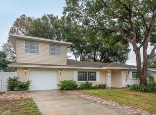 909 Canterbury Rd, Clearwater, FL 33764