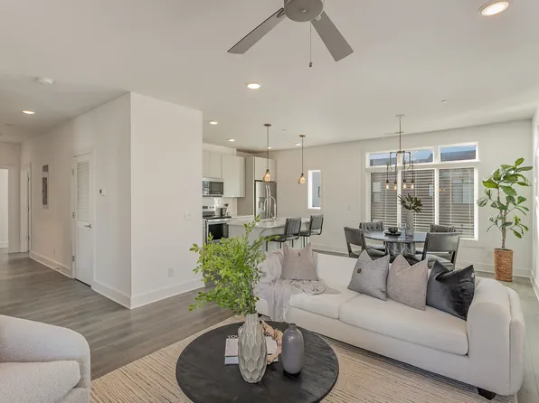 1608 Marshall Hollow Dr APT 301, Nashville, TN 37203