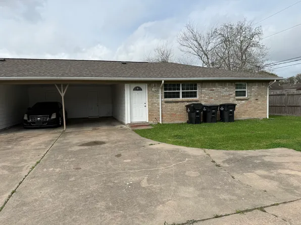 606 Verhalen Rd #B, Alvin, TX 77511