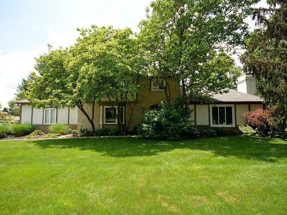 1st image of 64 Marrus Dr