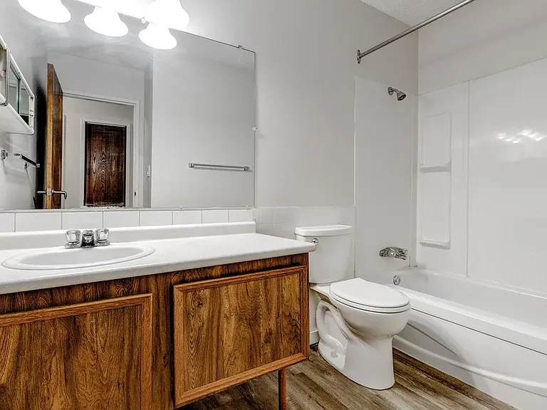 305 Fietz St — Photo 26
