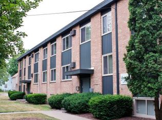1020 Prospect St, Lansing, MI 48912