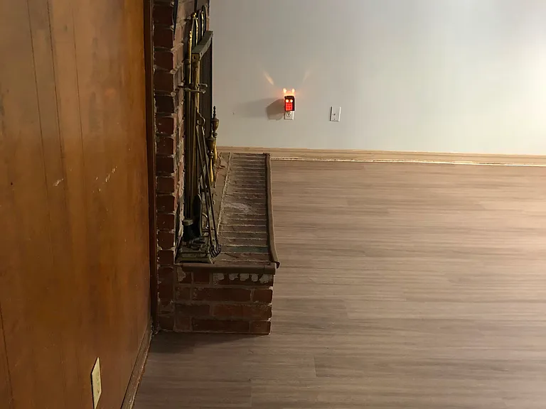 Current flooring