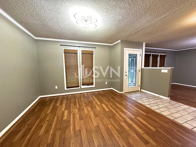 662 Ridgewood Dr — Photo 8