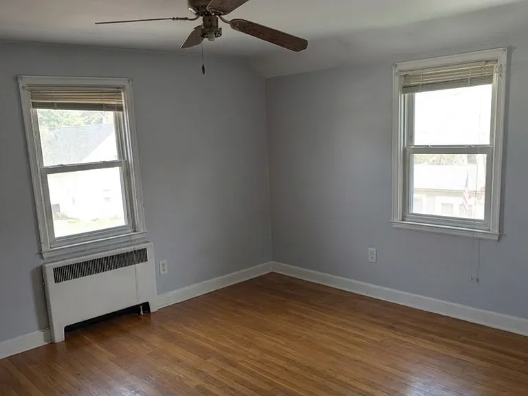 239 New York Ave — Photo 7