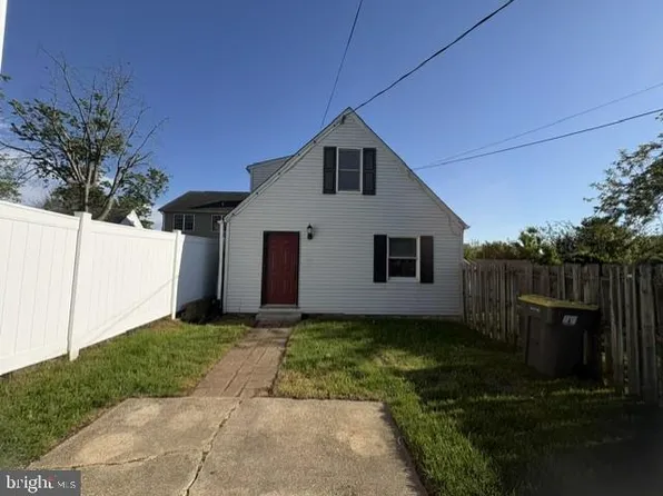 3904 Elmwood St, Wilmington, DE 19808