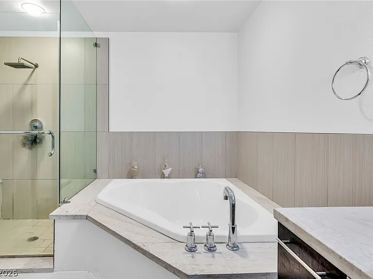 8925 W Flamingo Rd #201 — Photo 16