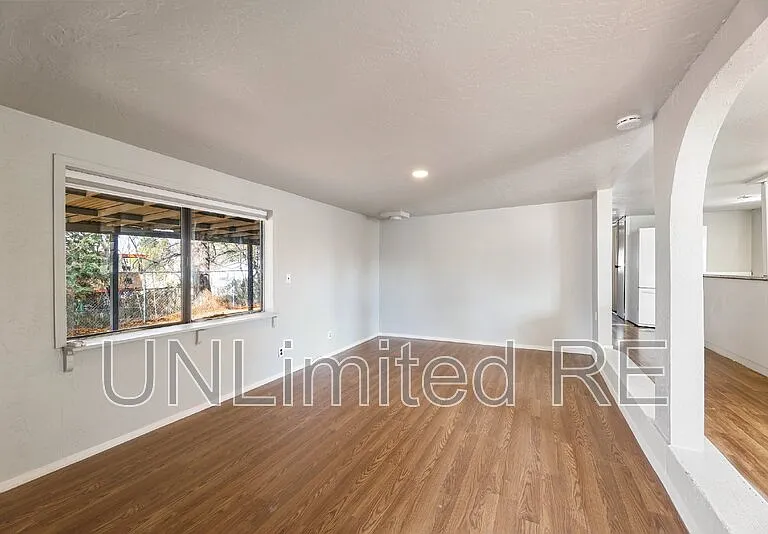 3460 E Colorado Dr — Photo 9