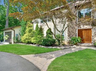 489 Wall St, Eatontown, NJ 07724