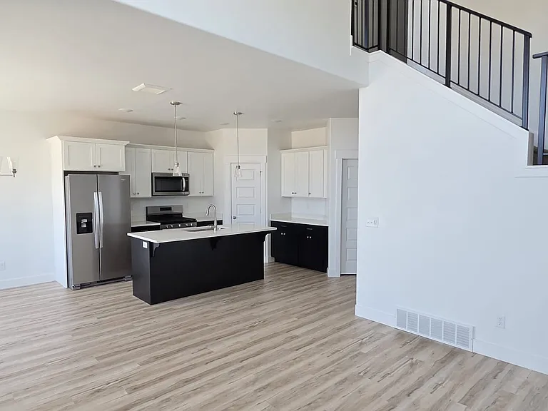 2676 N Blue Dawn Ln — Photo 1