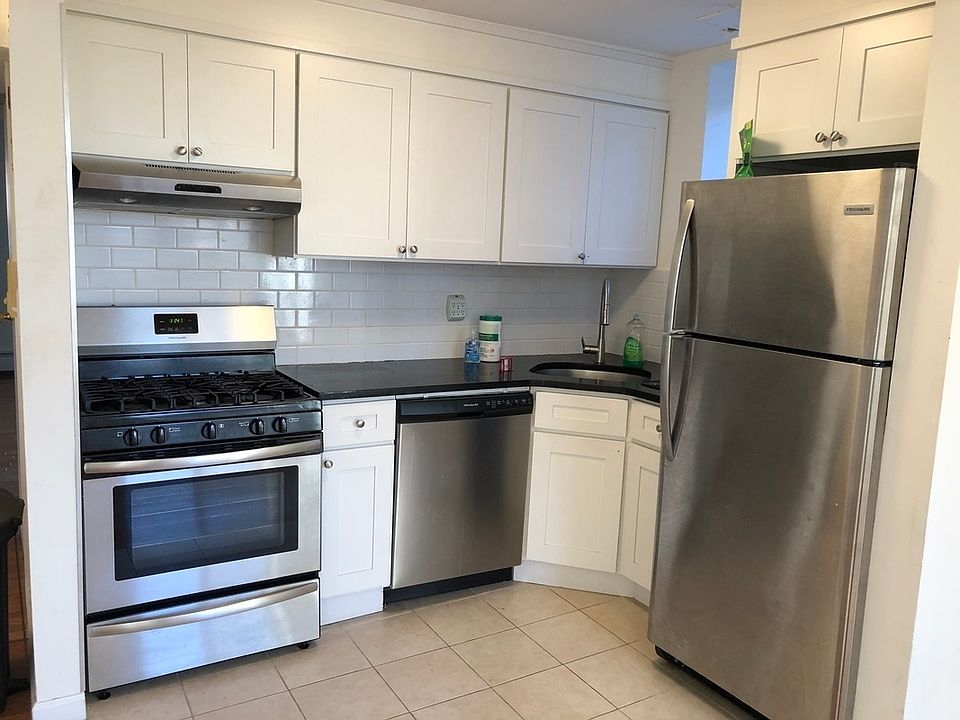 1st image of 3010 34th St #2