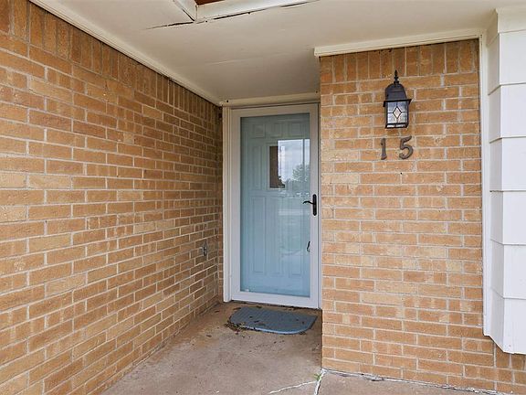 2nd image of 15 Preston Cir