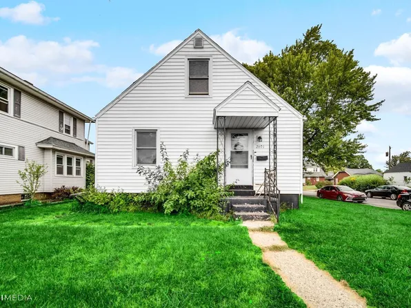 2601 Prast Blvd, South Bend, IN 46628