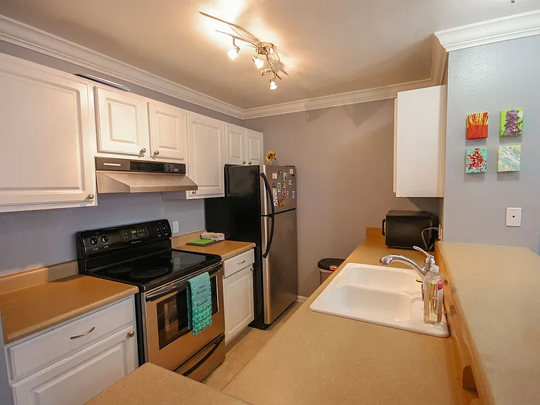 31500 33rd Pl SW #F102 — Photo 5