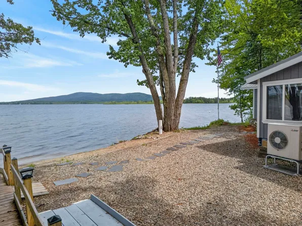 44 Ossipee Lake Drive, Ossipee, NH 03814