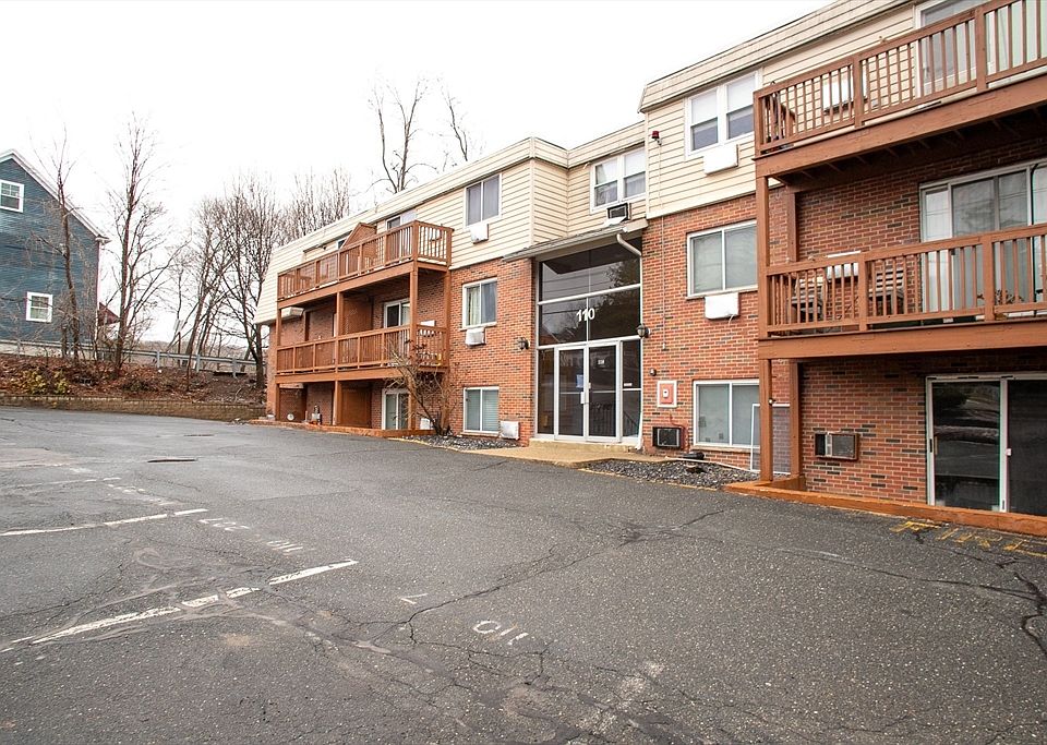 1st image of 110 Boston Post Rd E APT 104