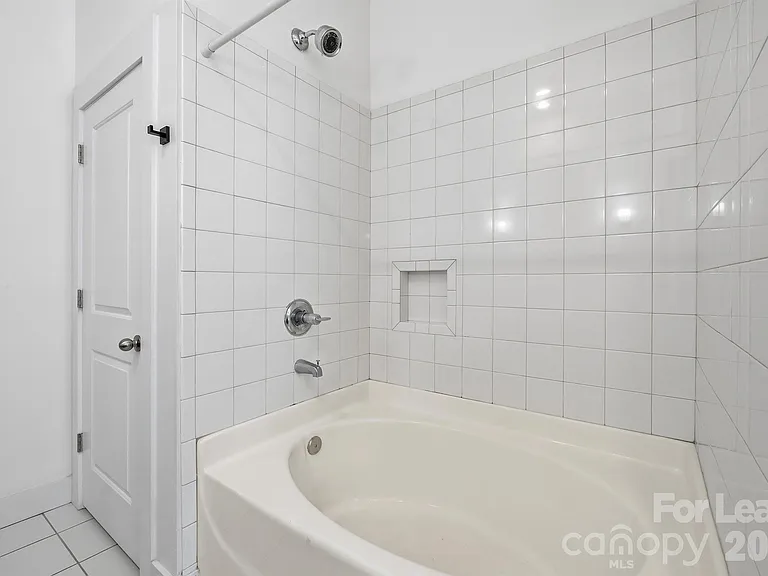 3435 Spencer St — Photo 30