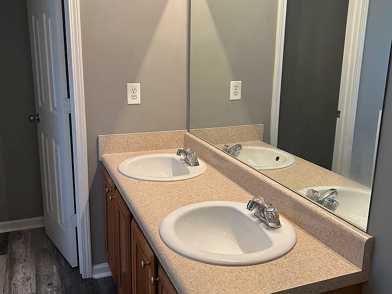 5536 Bluegrass Dr — Photo 29