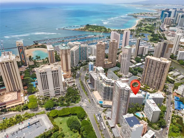 425 Ena Rd APT 1202A, Honolulu, HI 96815