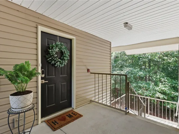 12300 Apache Avenue #211, Savannah, GA 31419