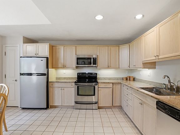 5th image of 7 Wainwright Rd Unit 47