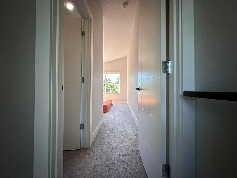 5991 N Michigan Ave — Photo 22