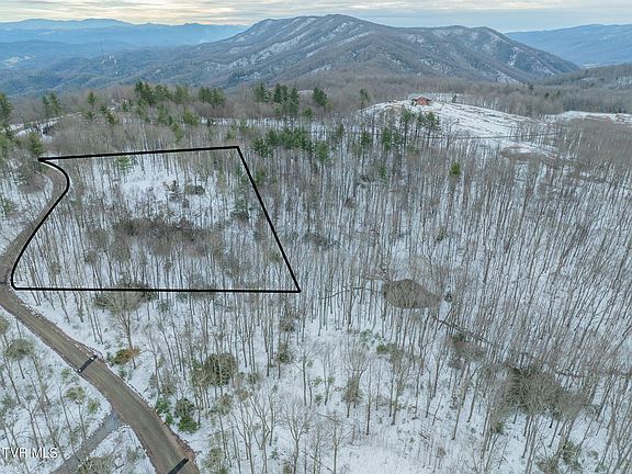 2nd image of 301 N Of Cross Mtn