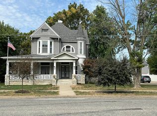 455 S 6th St, Warsaw, IL