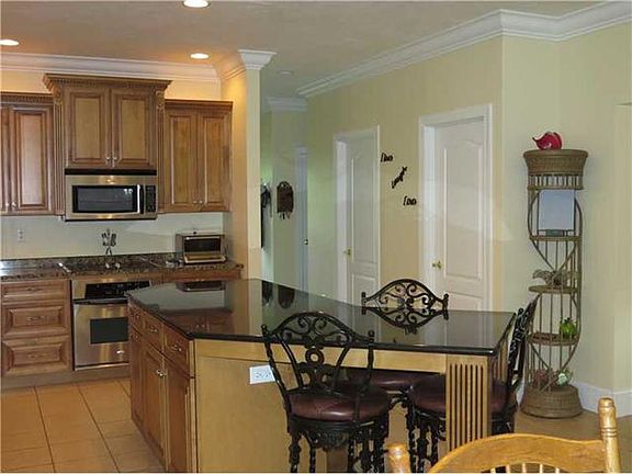 3rd image of 1154 Lauralynn Dr