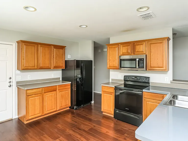 6624 Cantata Ct — Photo 8
