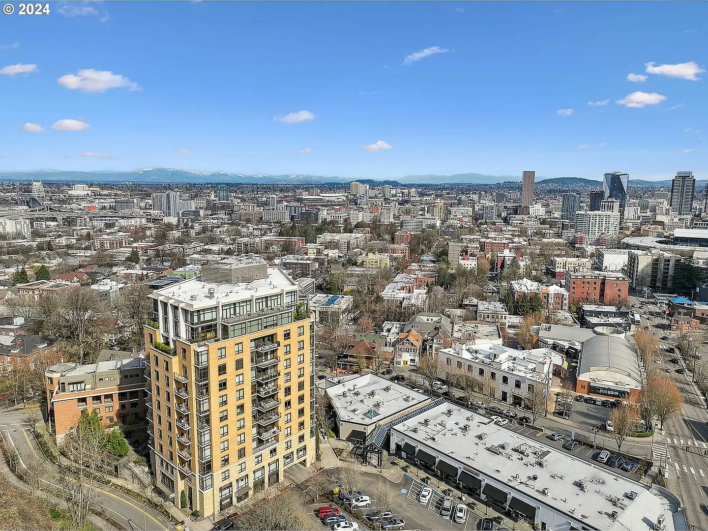 The Westover Condo — Photo 4