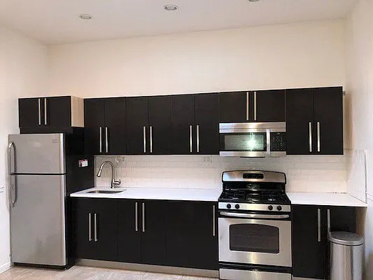 Rented by EF Property Management LLC | media 16