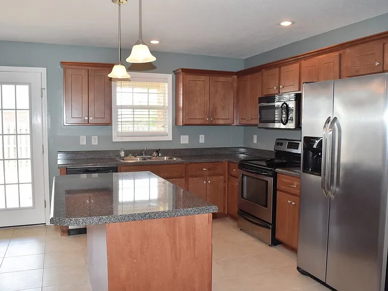 1074 Grove Landing Ln — Photo 22