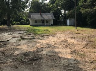 14 Sanders St, Honea Path, SC 29654