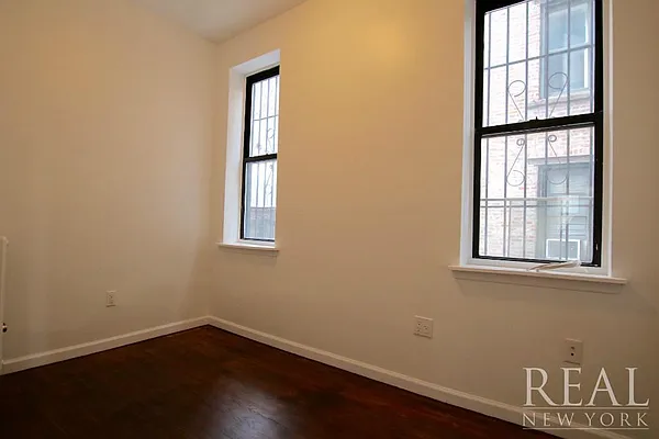 Rented by REAL New York | media 16