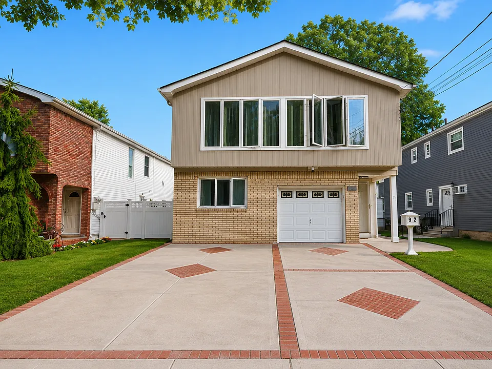 92 Islington St #1