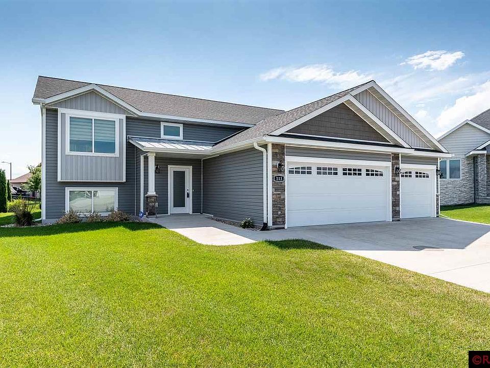 1st image of 113 Pelican Ct