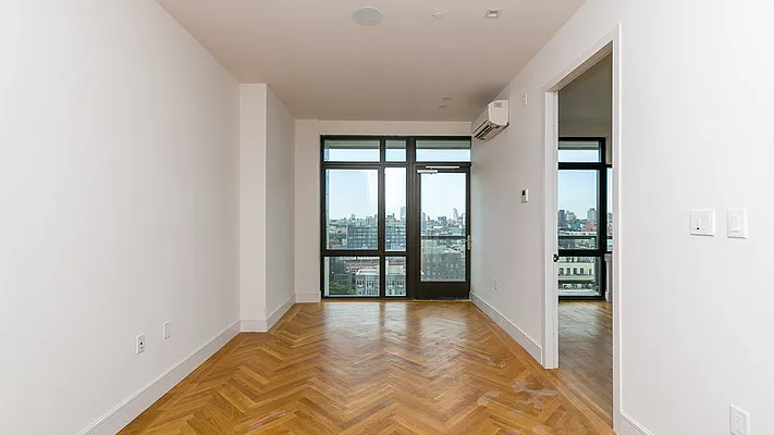 Rented by Nooklyn NYC LLC | media 4