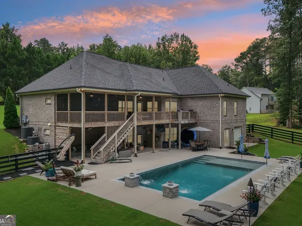5710 Breitling Dr, Cumming, GA 30028