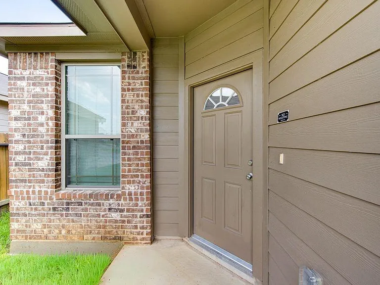 14469 Sugar Pines Dr — Photo 4