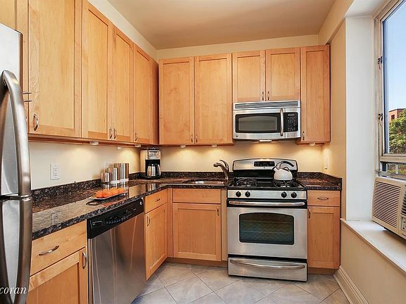 3rd image of 444 Central Park W APT 4G