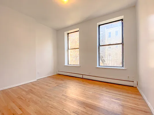 Rented by Nooklyn NYC LLC | media 3