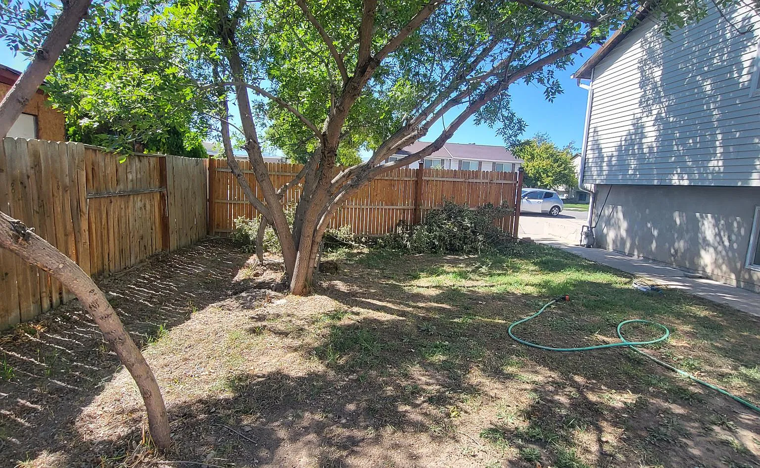 2216 W Heatherglen Drive — Photo 1