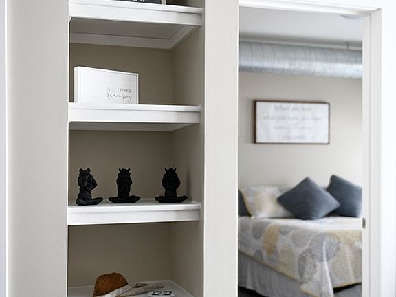 5th image of 155 Garland St #3262159