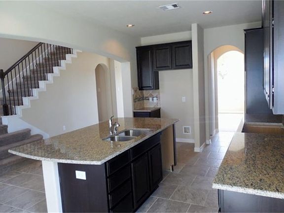 5th image of 6102 Cottage Grove Ct