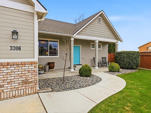 3rd image of 3306 Turquoise Ct