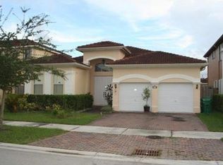9066 NW 181st St, Miami Lakes, FL 33018