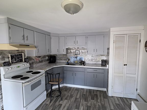 4th image of 31 Summit St