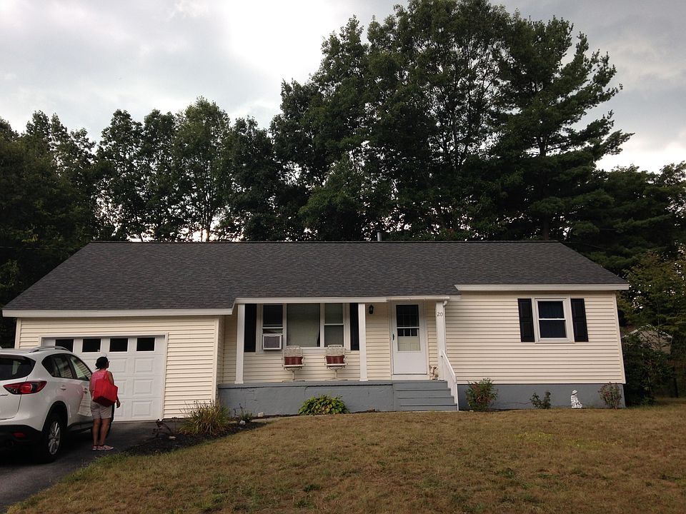 1st image of 20 Burning Pines Dr