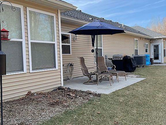 Garden space and patio